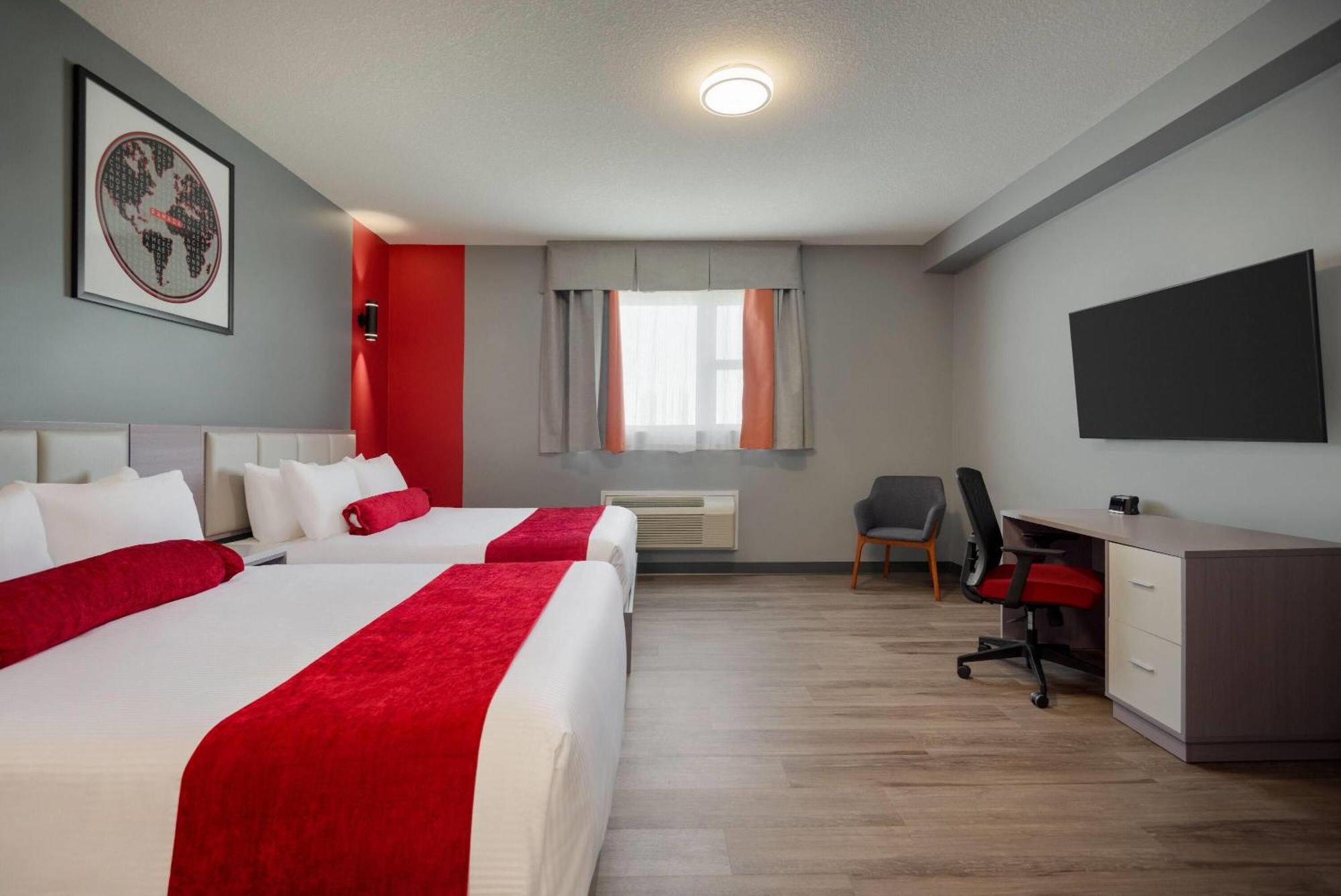 Ramada By Wyndham West Edmonton Hotel & Suites Εξωτερικό φωτογραφία