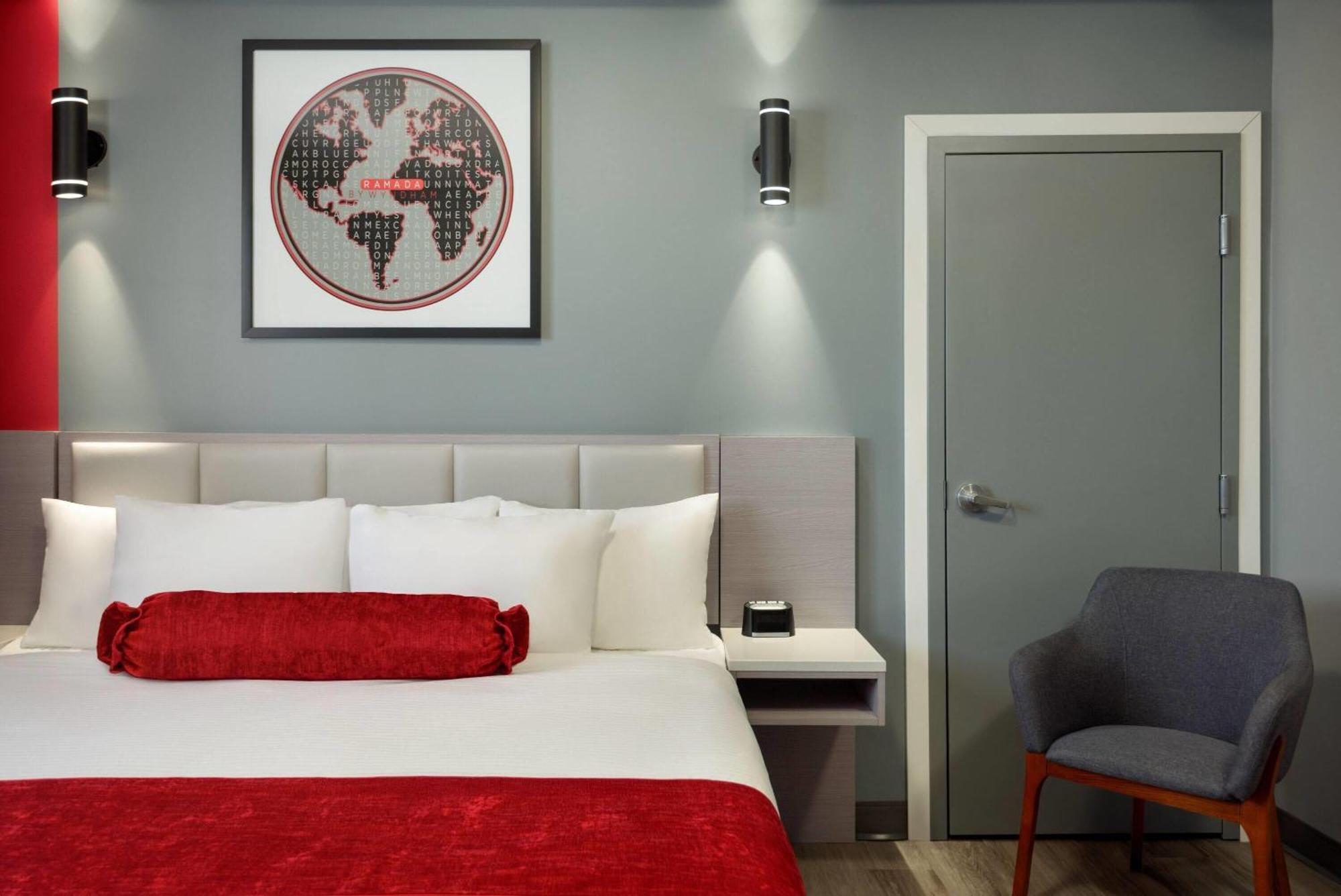 Ramada By Wyndham West Edmonton Hotel & Suites Εξωτερικό φωτογραφία